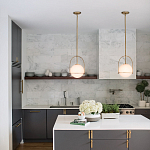 Подвесной светильник с белым плафоном в форме шара в арочной подвеске Hinkley варинант исполнения - 19 | Loft Concept в Рязани