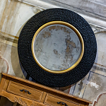 Зеркало в черной фактурной раме с золотым кантом Summon the Light варинант исполнения - 5 | Loft Concept в Рязани