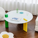 Дизайнерский журнальный стол с круглой белой столешницей на 3-х геометрических ножках Tajefox варинант исполнения - 1 | Loft Concept в Рязани