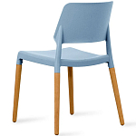 Пластиковый стул на ножках из массива бука Ferret Blue варинант исполнения - 7 | Loft Concept в Рязани
