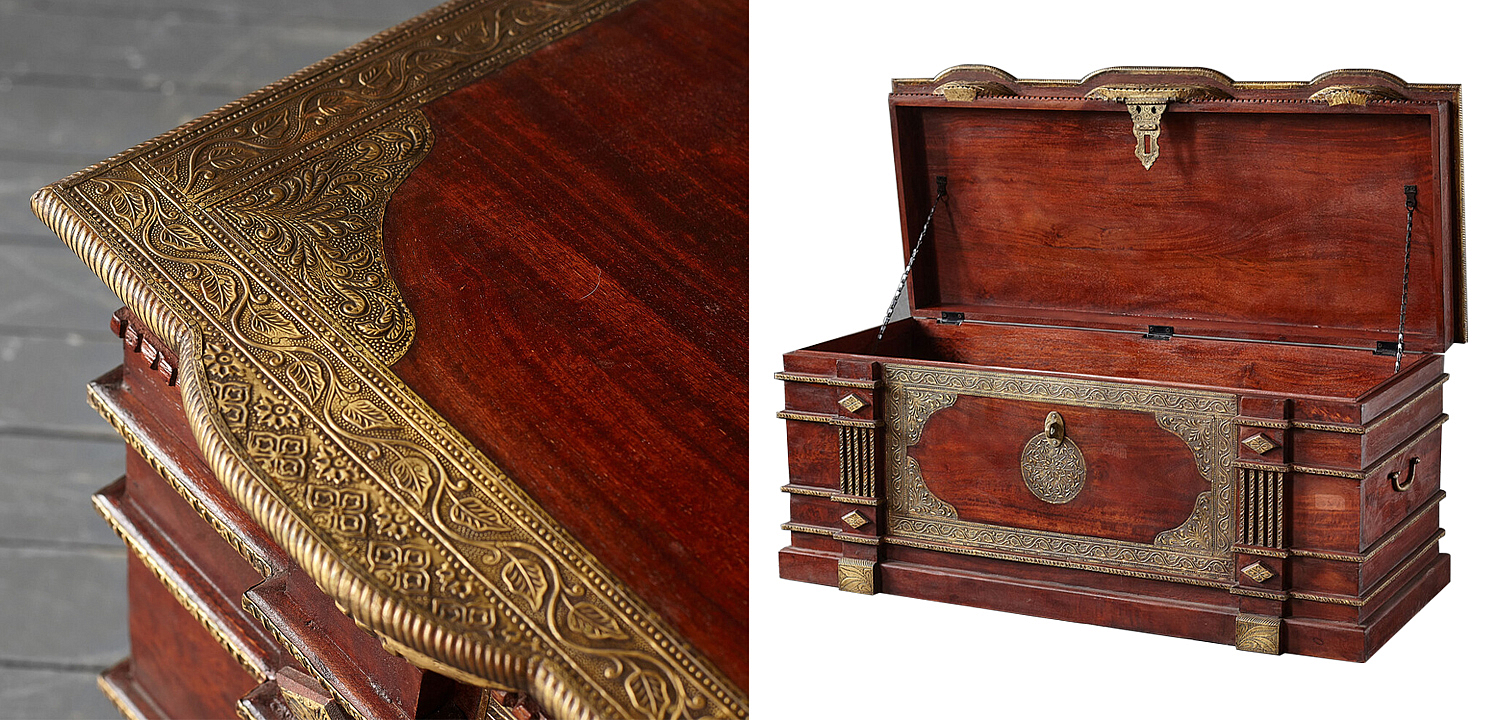 Сундук с латунной чеканкой Tejas Indian Inlaid Chest Сундук с латунной чеканкой Tejas Indian Inlaid Chest - Loft-Concept в Рязани