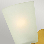 Бра с белым матовым стеклянным плафоном и тремя декоративными шарами Hinkley варинант исполнения - 9 | Loft Concept в Рязани