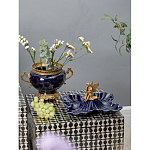 Ваза темно-синяя фарфоровая на бронзовой подставке с ажурным ободком и изогнутыми ручками Eden Garden варинант исполнения - 6 | Loft Concept в Рязани