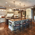 Люстра с подвесками из прозрачного стекла на кованом каркасе бронзового цвета в классическом стиле Quoizel варинант исполнения - 15 | Loft Concept в Рязани