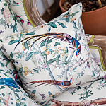 Подушка декоративная с изображением птицы в саду Beige Chinoiserie Birds in the Garden Cushion варинант исполнения - 2 | Loft Concept в Рязани