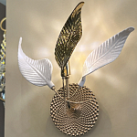 Бра с декоративными белыми и золотыми листьями на текстурном основании Wintery flovers варинант исполнения - 4 | Loft Concept в Рязани