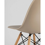 Пластиковый стул на ножках из массива бука Eames Beige варинант исполнения - 3 | Loft Concept в Рязани