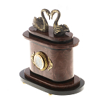 Часы настольные из натурального камня с декором в виде двух лебедей Swans Stone Clock варинант исполнения - 6 | Loft Concept в Рязани