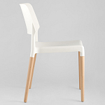 Пластиковый стул на ножках из массива бука Ferret White варинант исполнения - 4 | Loft Concept в Рязани
