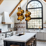 Люстра креативная из дисков цвета латунь Constellation Light and Style варинант исполнения - 4 | Loft Concept в Рязани