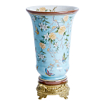 Ваза из голубого фарфора с бронзовыми элементами Blue Garden варинант исполнения - 1 | Loft Concept в Рязани