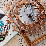 Зеркало круглое в металлической раме украшенной фигурами бабочек Butterflies варинант исполнения - 4 | Loft Concept в Рязани