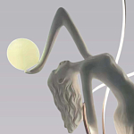 Торшер белая статуэтка Девушка Girl Carries Light Balls варинант исполнения - 1 | Loft Concept в Рязани