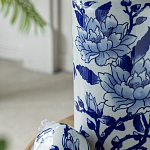 Ваза цилиндрической формы с крышкой и синим цветочным узором на белом фоне Blue & White Ornament варинант исполнения - 4 | Loft Concept в Рязани