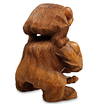 Статуэтка из дерева суар в виде обезьяны с детёнышем Mama Monkey варинант исполнения - 2 | Loft Concept в Рязани