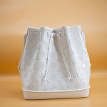 Кашпо в виде сумки  Bag Vase White Louis варинант исполнения - 3 | Loft Concept в Рязани