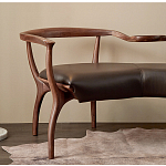 Кушетка с деревянным каркасом и сиденьем из коричневой натуральной кожи Moon Walnut Furniture варинант исполнения - 1 | Loft Concept в Рязани