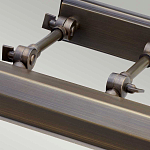 Светильник для картин с призматическим плафоном и двойными регулируемыми шарнирами Elstead Lighting варинант исполнения - 43 | Loft Concept в Рязани