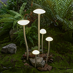 Уличный светильник с пятью матовыми плафонами в форме грибов на высоких изогнутых ножках Mushroom Shape варинант исполнения - 1 | Loft Concept в Рязани