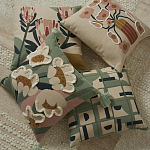 Подушка с цветочным принтом Blooming Elegance Rose варинант исполнения - 6 | Loft Concept в Рязани