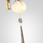 Бра с шарообразным плафоном из белого стекла с подвеской из камня Agatelle варинант исполнения - 5 | Loft Concept в Рязани