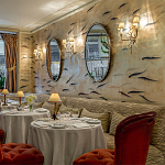 Обои ручная роспись Fishes Blue Pearl on Tarnished Silver gilded silk with pearlescent antiquing варинант исполнения - 7 | Loft Concept в Рязани