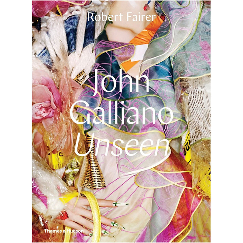 John Galliano: Unseen John Galliano: Unseen в Рязани | Loft Concept