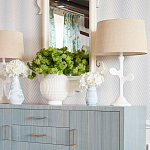 Настольная лампа с белым каркасом и тканевым абажуром Natural Stems варинант исполнения - 3 | Loft Concept в Рязани