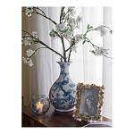 Ваза с мотивами цветущего сада с попугаями Blue Vase Inspired by Nature варинант исполнения - 7 | Loft Concept в Рязани