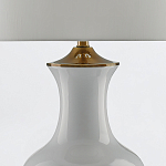 Настольная лампа белого цвета с фарфоровым основанием и латунными акцентами и тканевым абажуром Currey & Company варинант исполнения - 3 | Loft Concept в Рязани