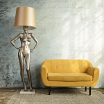 Лампа MANNEQUIN LAMP с абажуром руки на талии варинант исполнения - 6 | Loft Concept в Рязани