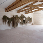 Большая дизайнерская Инсталляция из соломы RAFFIA Installation  варинант исполнения - 6 | Loft Concept в Рязани