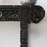 Черная резная консоль в Китайском стиле из массива Black Dragon Console варинант исполнения - 1 | Loft Concept в Рязани