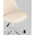 Офисный стул на металлическом основании EGGERY Beige пластик варинант исполнения - 2 | Loft Concept в Рязани