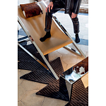 Дизайнерское кресло на металлическом каркасе с подставкой для ног Poltronova Mies Armchair варинант исполнения - 8 | Loft Concept в Рязани