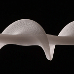 Люстра горизонтальная с волнистым белым плафоном Golden Swirl варинант исполнения - 7 | Loft Concept в Рязани