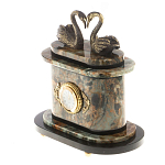 Часы настольные из натурального камня с декором в виде двух лебедей Swans Stone Clock варинант исполнения - 2 | Loft Concept в Рязани