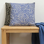 Подушка декоративная фиолетового цвета Blossom Essence Sophie варинант исполнения - 5 | Loft Concept в Рязани