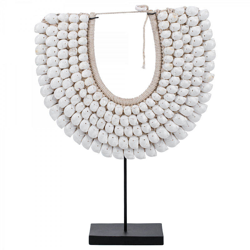Ожерелье из ракушек на подставке Round Shell Necklace Белый Черный Ожерелье из ракушек на подставке Round Shell Necklace Белый Черный в Рязани | Loft Concept