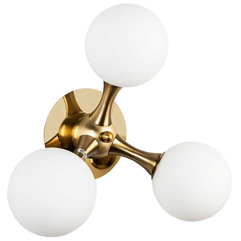 Бра с 3-мя плафонами из стеклянных шаров Pearls Suspension Brass Wall Lamp Латунь Белое матовое стекло Бра с 3-мя плафонами из стеклянных шаров Pearls Suspension Brass Wall Lamp Латунь Белое матовое стекло в Рязани | Loft Concept