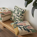 Подушка с цветочным принтом Blooming Elegance Lily варинант исполнения - 6 | Loft Concept в Рязани