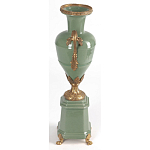 Ваза зеленого цвета из фарфора на высокой подставке с бронзовыми ручками Eden Garden porcelain and bronze варинант исполнения - 3 | Loft Concept в Рязани