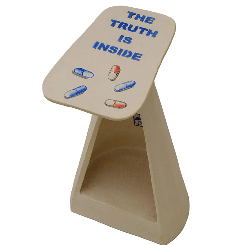 Журнальный столик The Truth Is Inside Бежевый Синий Журнальный столик The Truth Is Inside Бежевый Синий в Рязани | Loft Concept