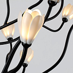 Люстра подвесная черного цвета с ветвями и белыми фарфоровыми цветами Floralis варинант исполнения - 13 | Loft Concept в Рязани