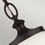 Подвесной светильник с белым стеклянным плафоном в форме шара на цепи Feiss варинант исполнения - 4 | Loft Concept в Рязани