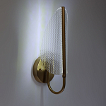 Бра с изогнутым рельефным плафоном Textured Glass варинант исполнения - 2 | Loft Concept в Рязани