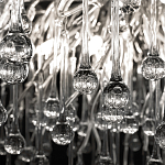 Люстра подвесная с прозрачными стеклянными подвесками в форме капель Диаметр 100 см Droplet Chandelier варинант исполнения - 20 | Loft Concept в Рязани