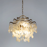 Люстра подвесная с белыми перламутровыми подвесками и изогнутыми золотистыми элементами Диаметр 50 см SHELL Chandelier варинант исполнения - 2 | Loft Concept в Рязани