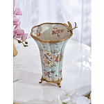 Ваза голубого цвета из фарфора с цветочным рисунком и бронзовой стрекозой Blue Garden варинант исполнения - 7 | Loft Concept в Рязани