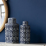 Ваза с крышкой и графическим узором в сине-белых цветах Blue & White Ornament  варинант исполнения - 5 | Loft Concept в Рязани